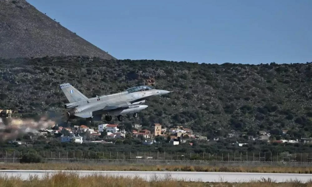 Πράσινο φως από τις ΗΠΑ! Αντίστροφη μέτρηση για την απόκτηση των πυραύλων Rampage για τα ελληνικά F-16